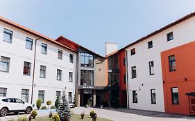 Arta City Hotel